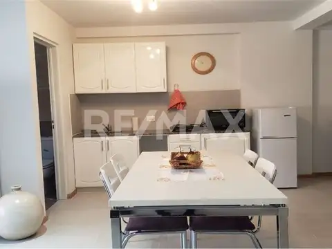 Alquiler Monoambiente Amoblado - Centro Oeste