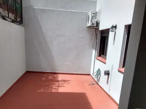 Benjamin Franklin 600, Piso PB