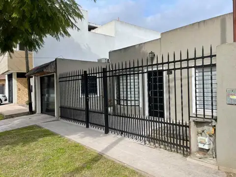 Casa a la venta en Ringuelet
