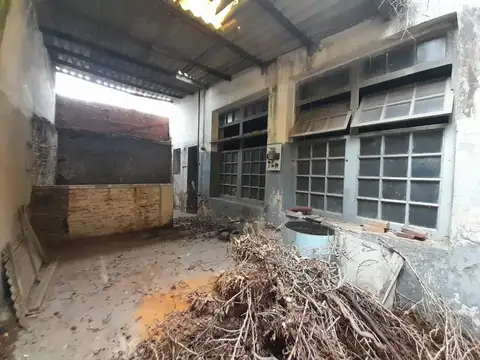 Local en Venta 60 años