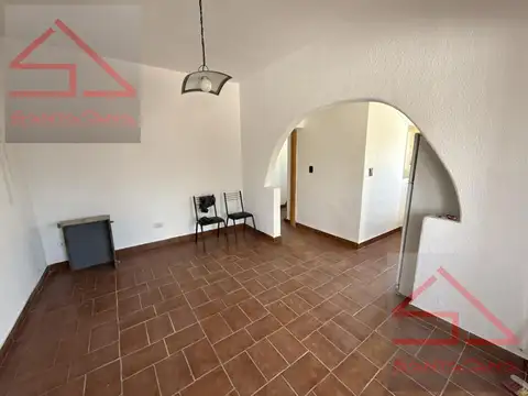 Depto Tipo Casa en Venta en Ramos Mejía Sur, USD 68.000