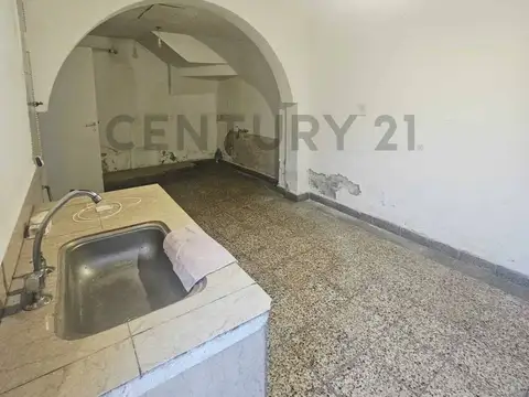 VENTA  DUPLEX 3 DORMITORIOS + LOCAL COMERCIAL – NEUQUEN