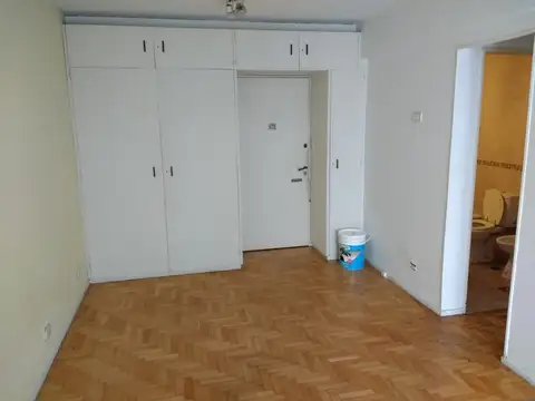 EXCELENTE MONOAMBIENTE EN PALERMO CHICO BARRIO NORTE / Luminoso! cocina separada y balcon al frente