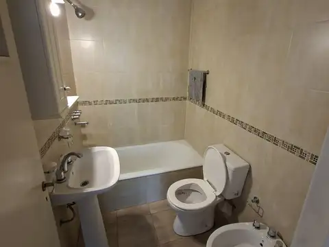 EXCELENTE MONOAMBIENTE EN PALERMO CHICO BARRIO NORTE / Luminoso! cocina separada y balcon al frente