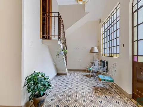 Depto Tipo Casa 7 ambientes con 1 baño