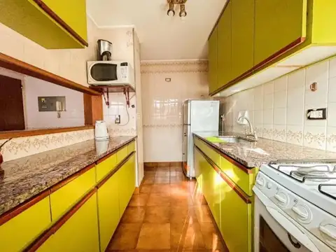 Departamento 4 ambientes con 2 baños