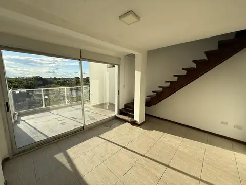 Un dormi mas comodin con terraza exclusiva y cochera VENTA