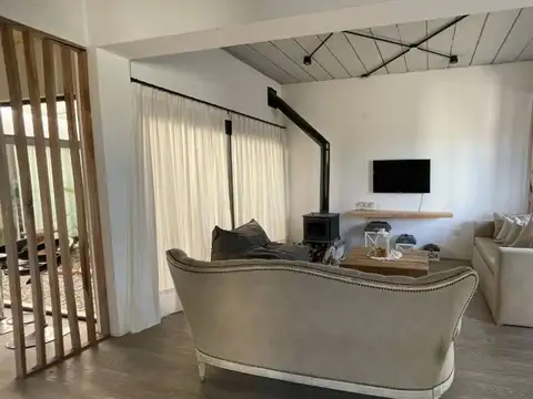 Casa en Alquiler de 3 dormitorios