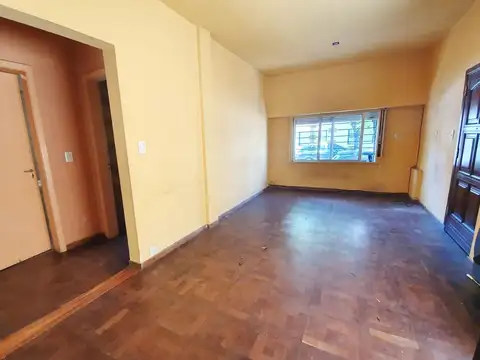 Depto Tipo Casa en Venta en Saavedra, USD 210.000