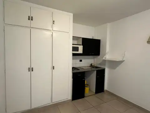 Amenábar 3100, Piso 4