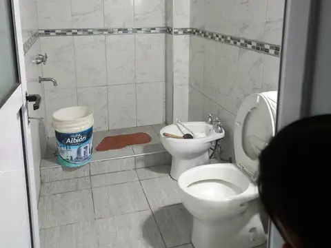 Unanue 1700, Piso 1