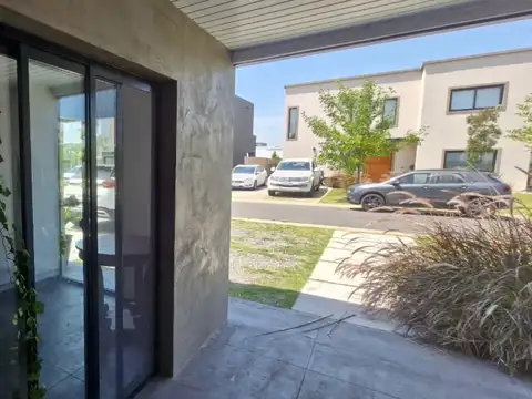 Casa en Venta en Vila Marina II, USD 259.900