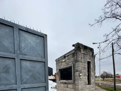 Galpon en Venta en Francisco Alvarez, USD 550.000