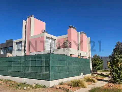 Casa en Venta en Carrodilla, USD 320.000