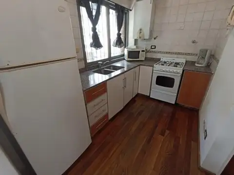 Vera 700, Piso 1