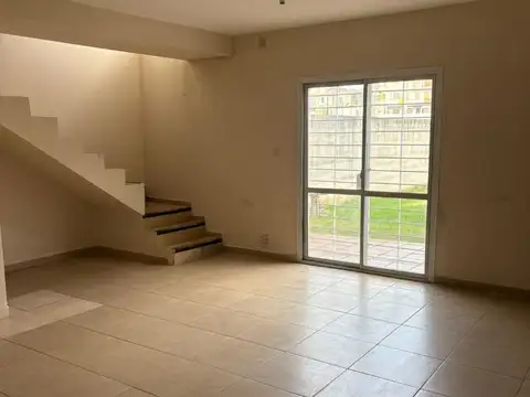 Dúplex a la venta B° Nuevo Jardín 3 dormitorios