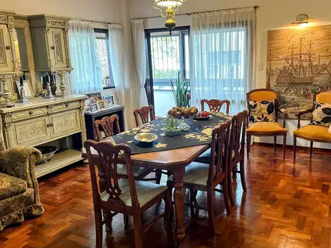 Departamento en Venta de 6 ambientes