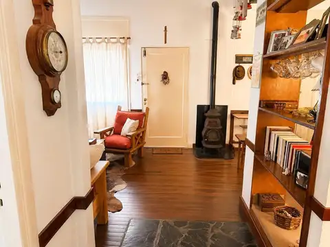 Depto Tipo Casa 2 ambientes con 1 baño