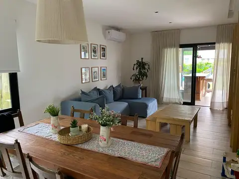 Casa en Alquiler Temporal en Bella Vista, USD 3.500