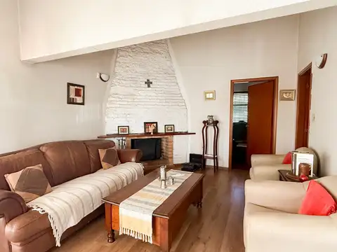 Casa en Venta en Ciudad de la Costa, USD 455.000