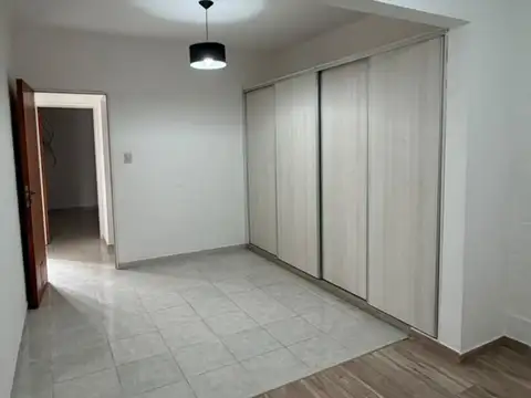 Depto Tipo Casa 4 ambientes con 1 baño