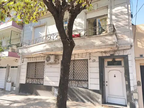 Lascano 2700, Piso PB