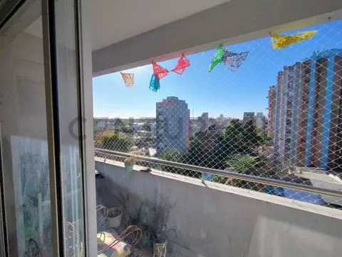VENTA DEPARTAMENTO 2 AMBIENTES - APTO CREDITO - MORON NORTE contrafrente con baulera propia.