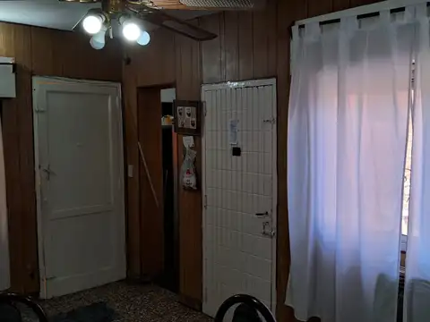 CASA EN VENTA DE 3 AMBIENTES - EL PALOMAR - APTO CREDITO
