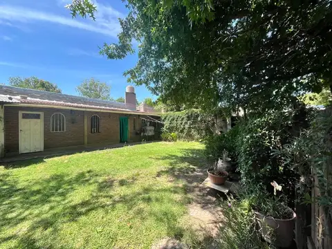 Venta Lote con construccion INVERSION Longchamps
