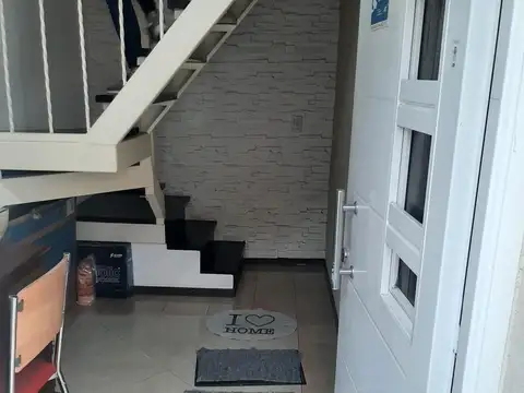 Depto Tipo Casa en Venta de 2 ambientes