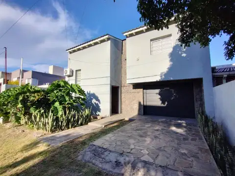 SE VENDE CASA EN B° ACHACHAY, ZONA ALTA CATAMARCA