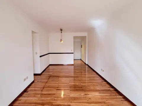 Departamento 4 ambientes con 2 baños