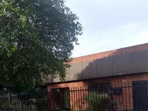 CASA EN VENTA -HAEDO