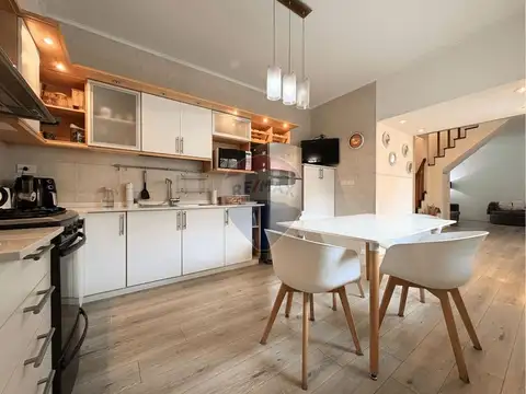 Depto Tipo Casa en Venta de 3 dormitorios
