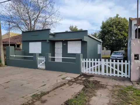 casa venta 2 dormitorios Quequen