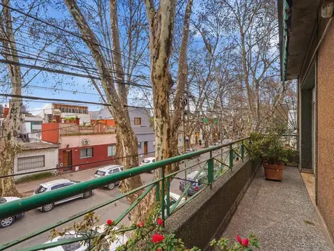 PH 4 ambientes en Villa Ortuzar con terraza y parrilla