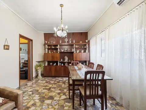 Depto Tipo Casa en Venta en Villa Ortuzar, USD 195.000