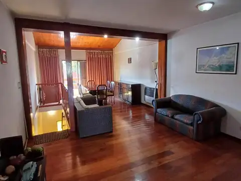 DEPTO 4 AMB CON GALPÓN 