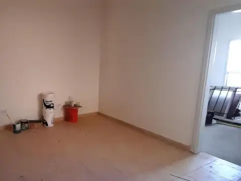 Casa 10 ambientes con 4 baños