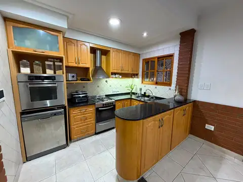 Casa en Venta en Lanús Este, USD 260.000