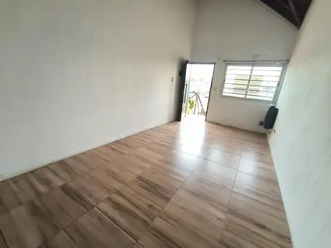 Departamento en Alquiler en Los Polvorines, $ 580.000