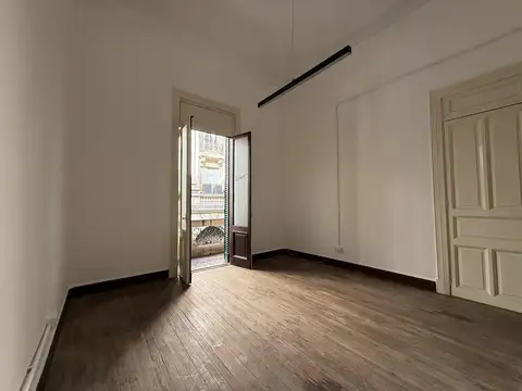 Oficina en Alquiler en Centro, $ 420.000