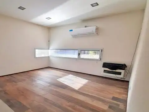 ALQUILER DE CASA DE 3 DORMITORIOS  EN FUNES