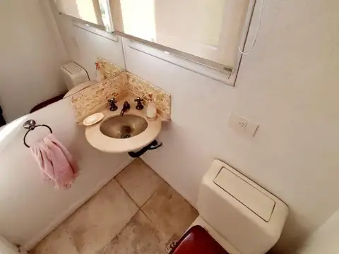 Casa en venta en barrio cerrado Los Pinguinos