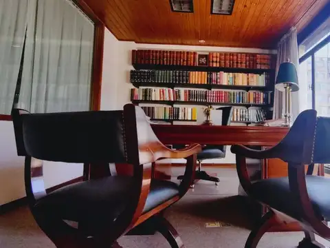 Oficina Venta 4 amb.  SAN NICOLAS  Acept. Permutas