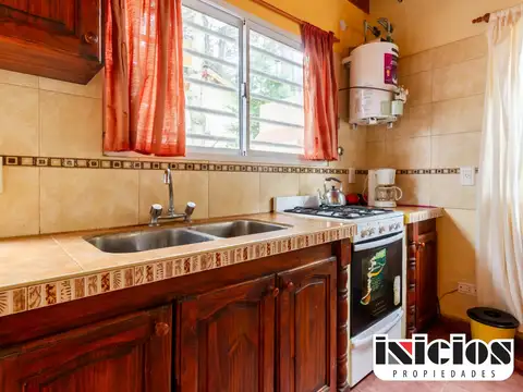 Casa 3 ambientes con 2 baños