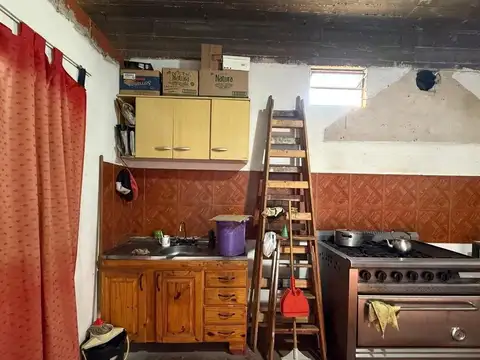 Casa 3 ambientes con 1 baño