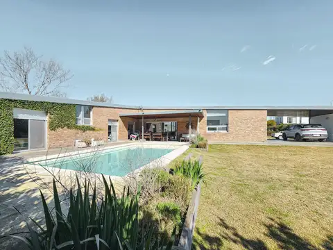 Casa en Venta en Puerto Roldan, Countries y Barrios Cerrados en Roldan