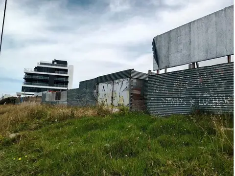 Lote Primera Línea Del Mar
