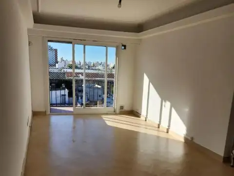 Departamento en alquiler - 1 Dormitorio 1 Baño - Floresta